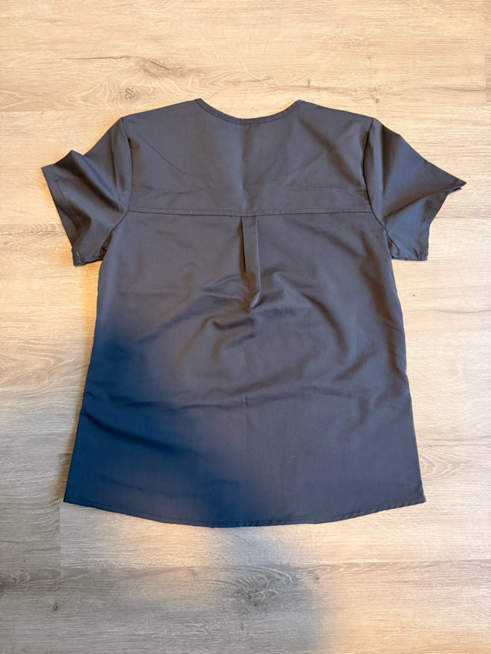 Gray Medical Scrub Set - Top & Drawstring Pants - Picture 5 of 7